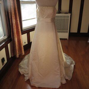 Avenue Diagonal by Pronovias Wedding Dress